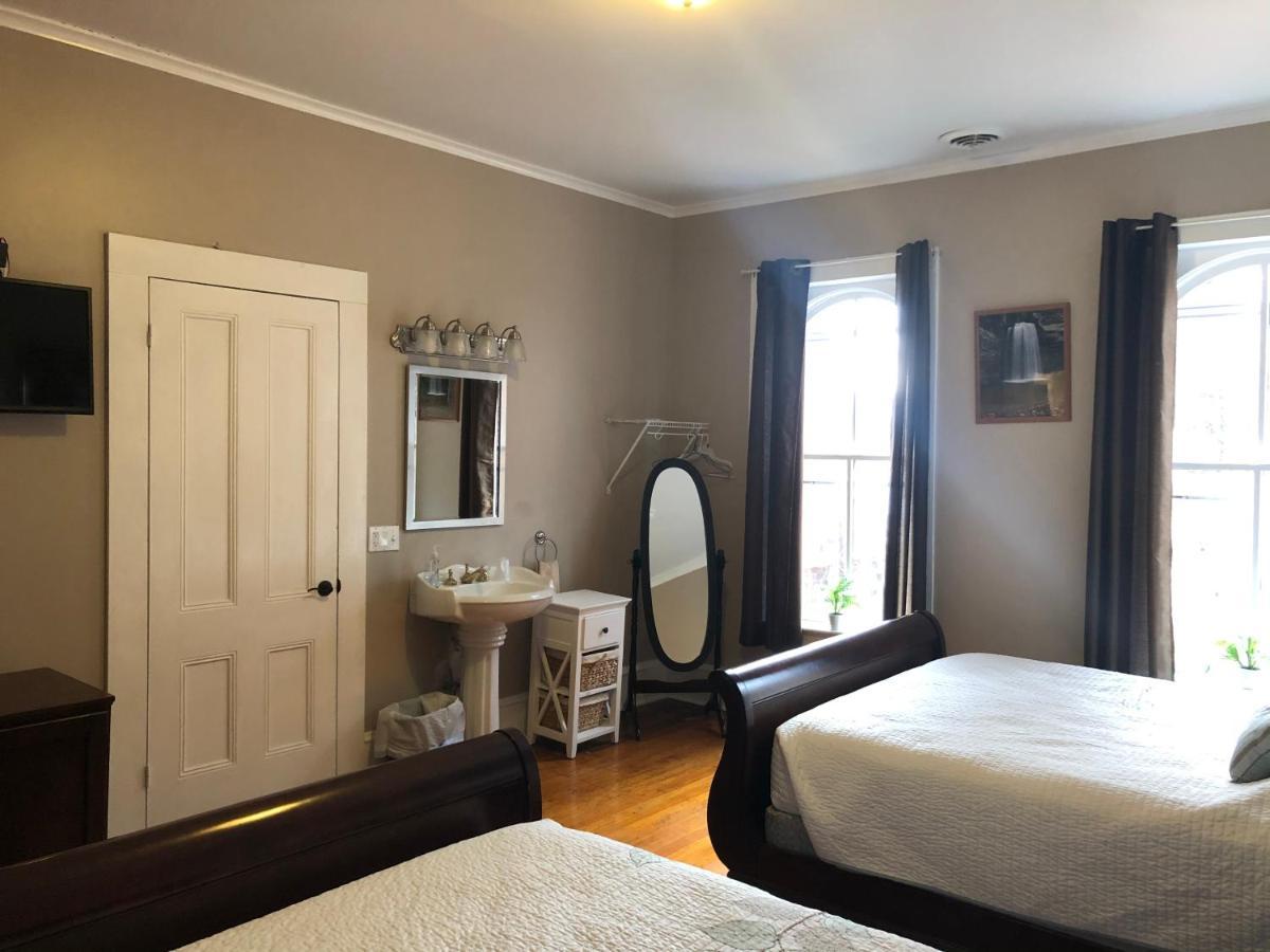 Cook Mansion Bed & Breakfast Montour Falls Eksteriør bilde